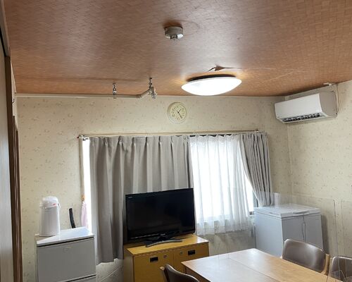 E99DF605-84E8-4DBB-8339-D7E3537B004D