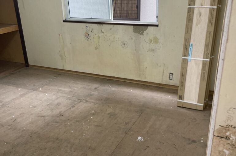 4BAFF9E9-2898-4318-87C8-798A25CDCB6F