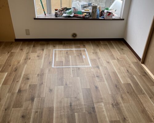 33EE1233-4E4F-4605-9293-CC1DA0FD1A6A