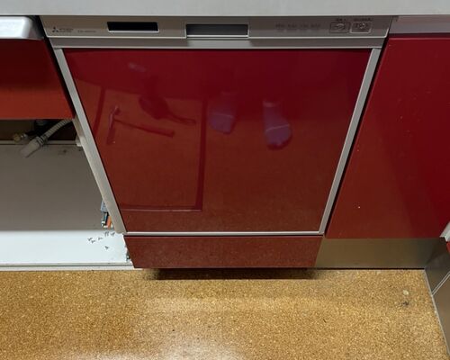 2C257D2E-15E6-4B47-A909-33AE5F694819